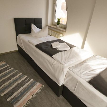 Sunnyhome Monteurwohnungen Und Apartments In Schwandorf Exterior foto